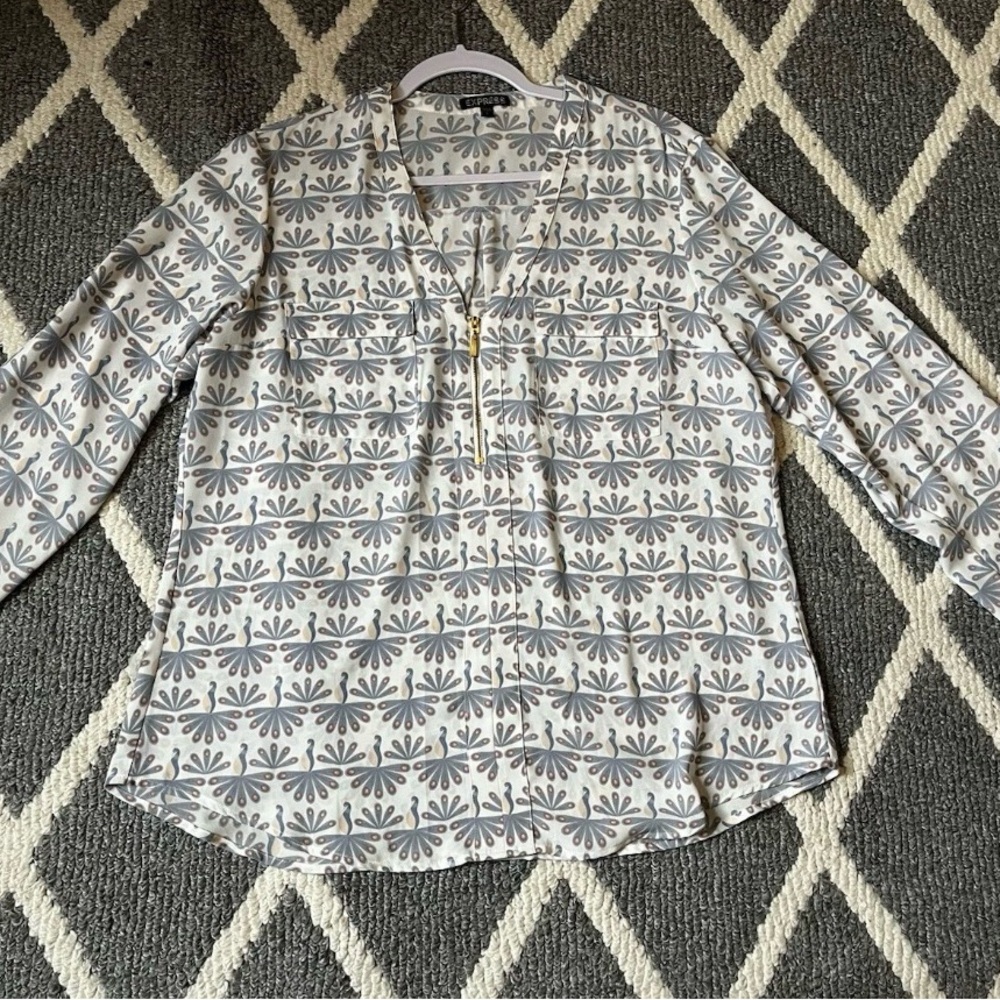 Express Gray Floral Women's Blouse